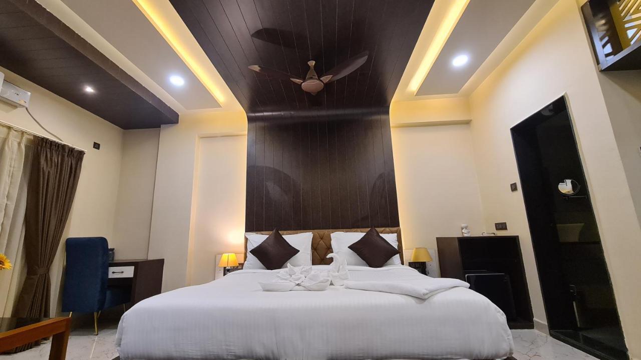 קארוואר Hotel Eden מראה חיצוני תמונה