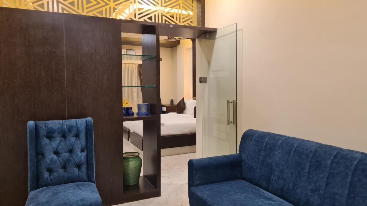 קארוואר Hotel Eden מראה חיצוני תמונה
