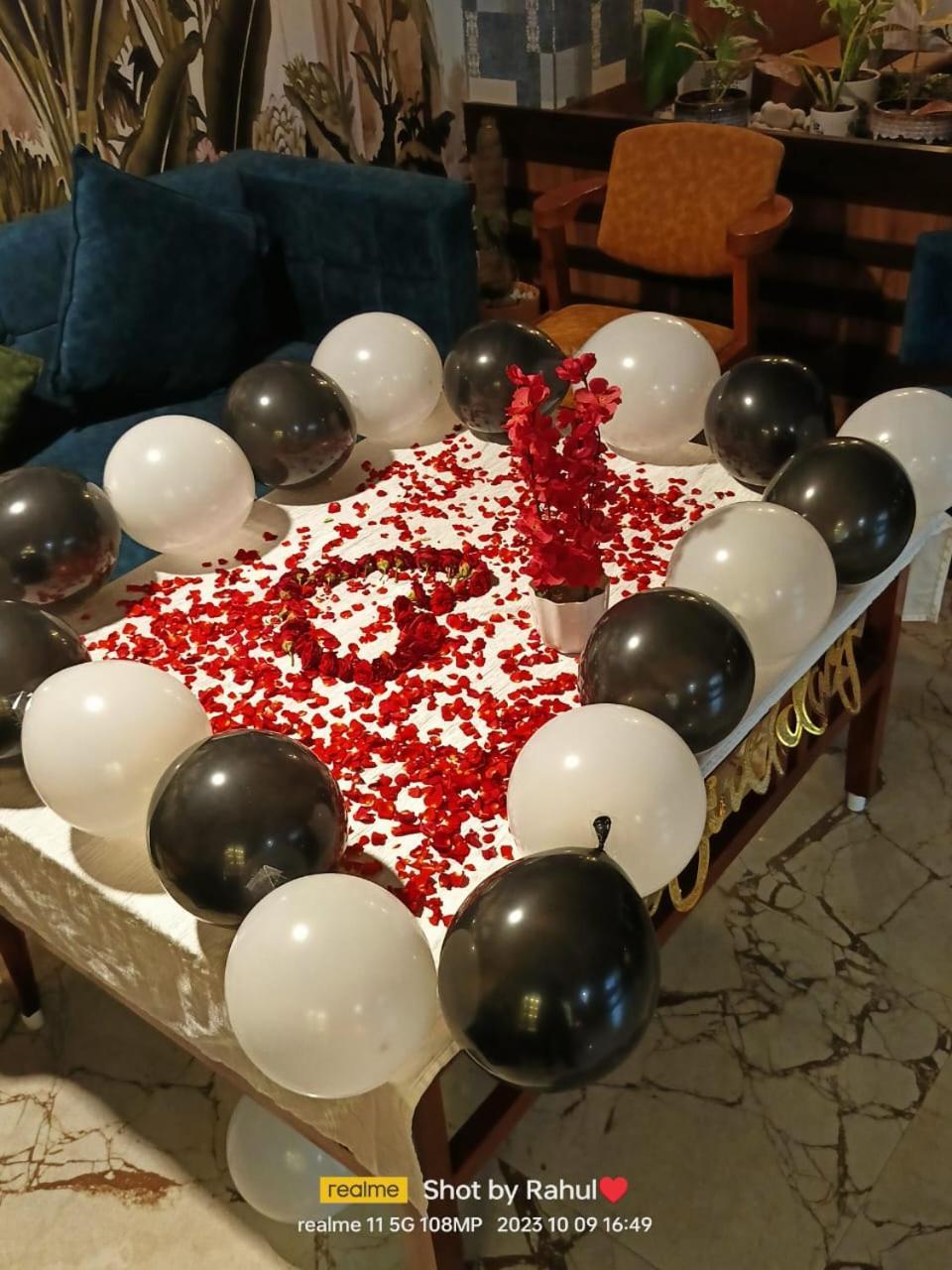 קארוואר Hotel Eden מראה חיצוני תמונה